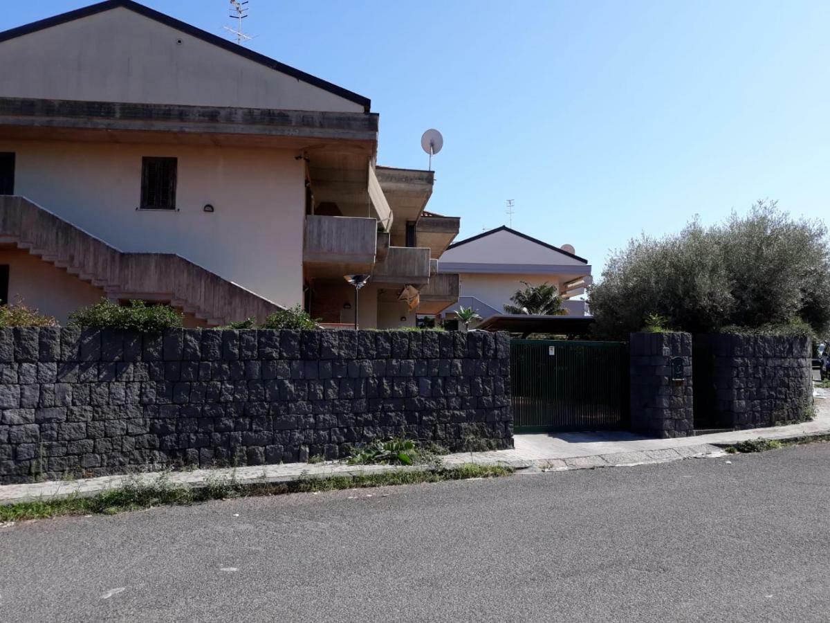Clementine'S House Villa Acireale Eksteriør bilde